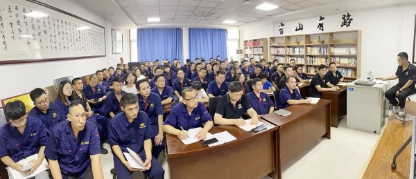 公司組織開展質(zhì)量培訓(xùn)活動1.jpg 公司組織開展質(zhì)量培訓(xùn)活動1.jpg